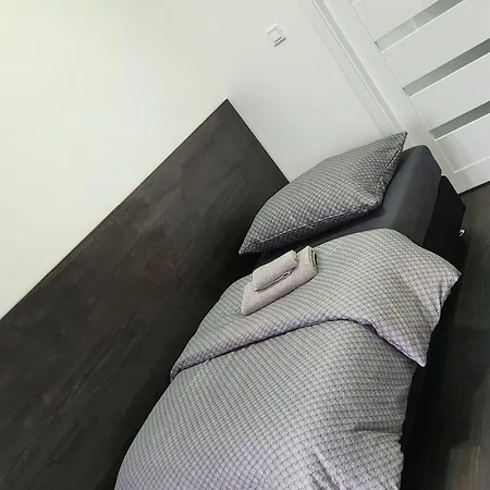 Nabrezna Apartment Prievidza